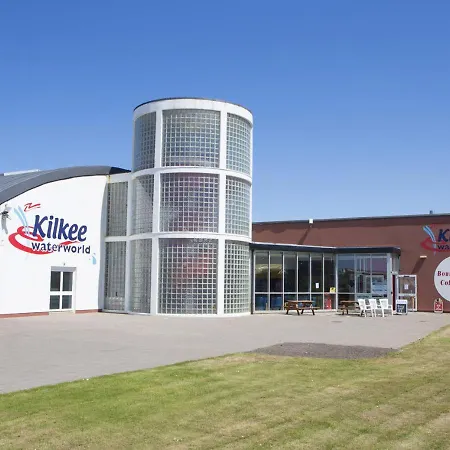 Дом отдыха Homes Type C By Trident Homes